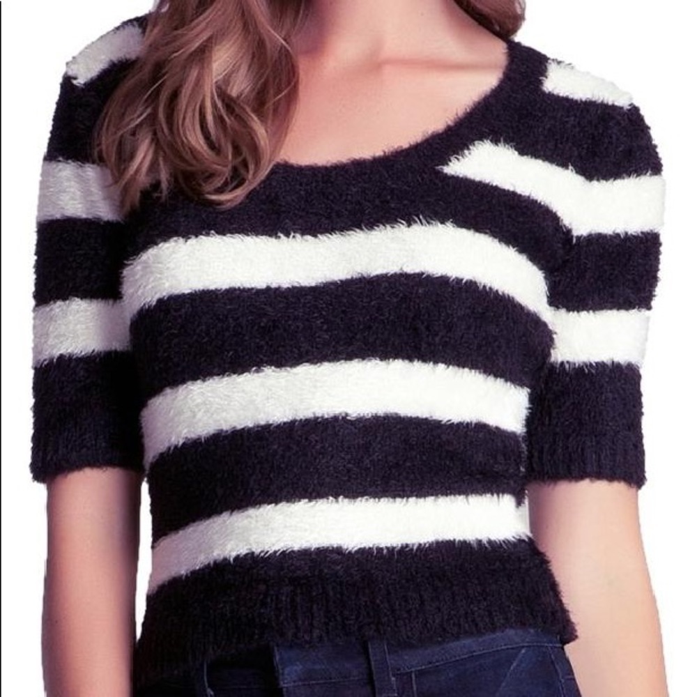 Bebe 100% Polyester Black & White Sweater Top